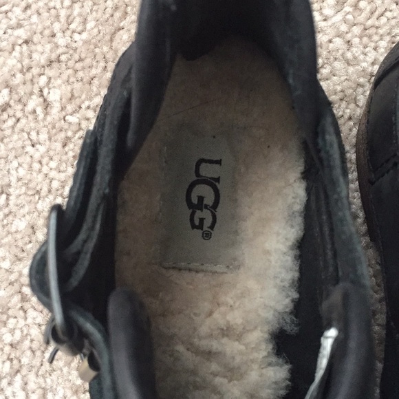 Ugg ankle boots sz 5.5 - Picture 4 of 8